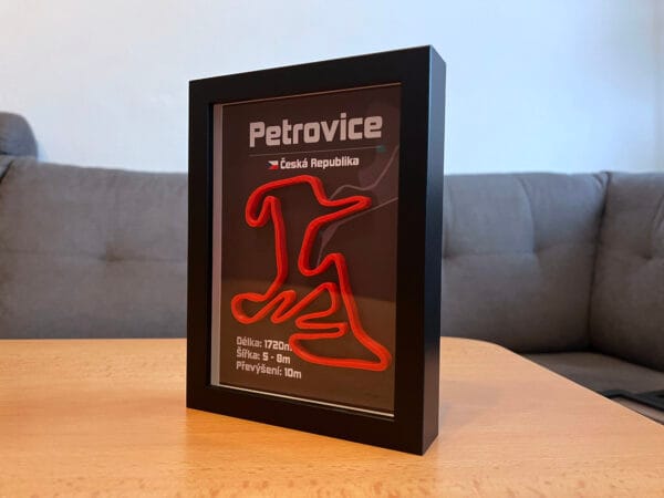 Set devíti MČR motokrosových tratí