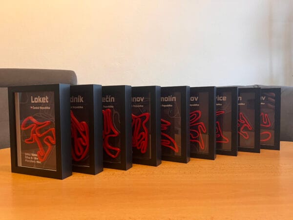 Set devíti MČR motokrosových tratí